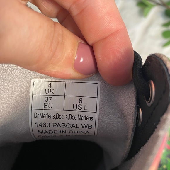 NWOT Dr. Martens 1460 Web Botanical Boots | Size 6 - Picture 10 of 11